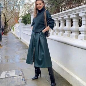 Zara Forest Green Faux Leather A-Line Midi Skirt Size S NWT